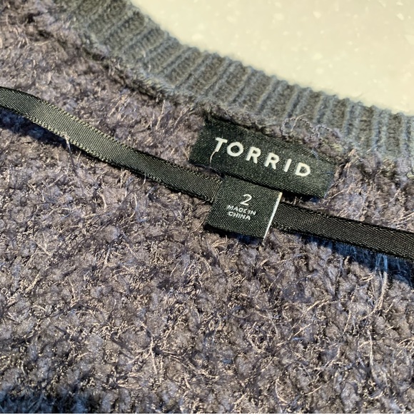 TORRID | Popcorn Pullover Drop Shoulder Sweater - Size 2 - Picture 9 of 9